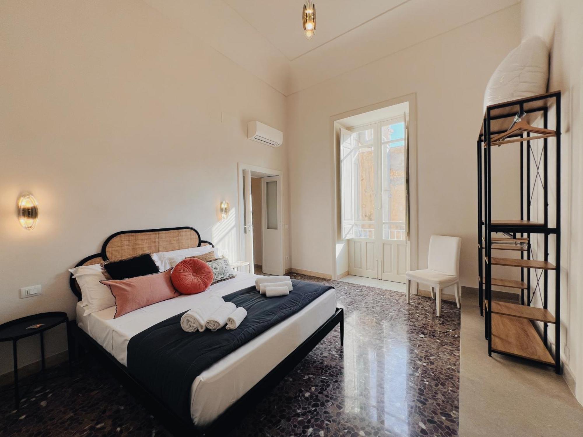 Iconic Ortigia - Caraccess Primelocation Diningguide